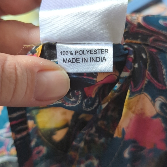 Gorgeous Indian Print Wrap Skirt One Size Fits All - Picture 4 of 5